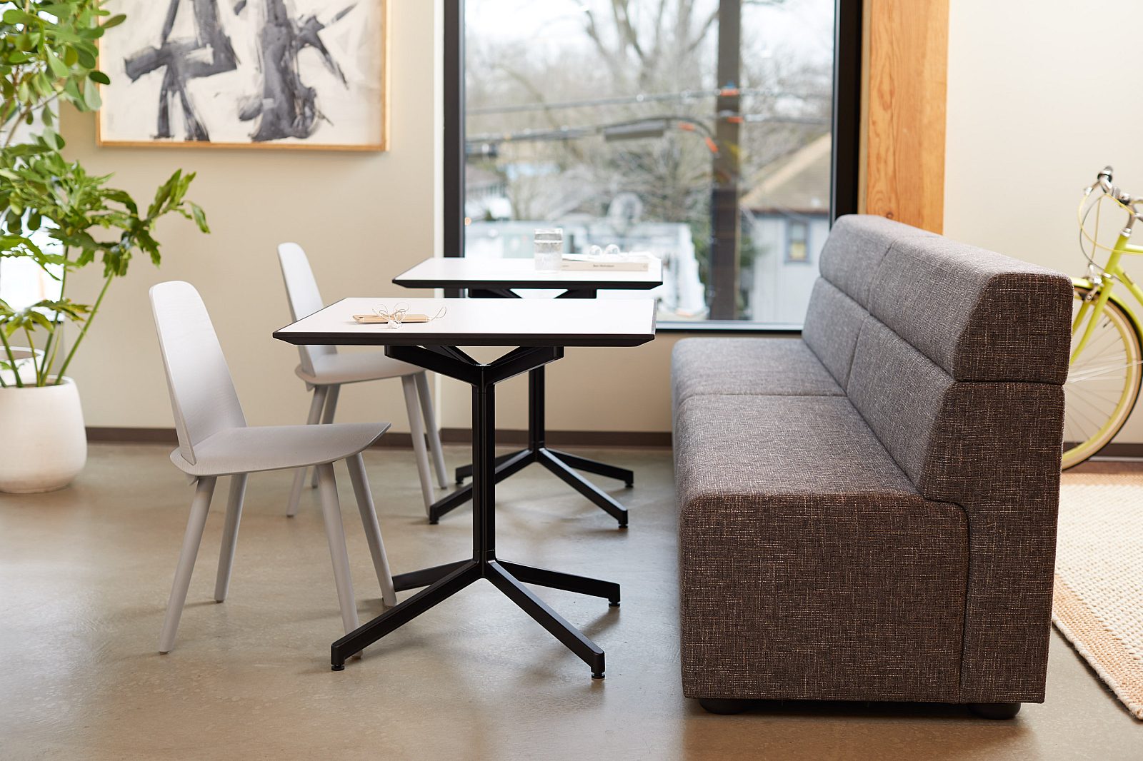 Knoll klounge 03 environmental