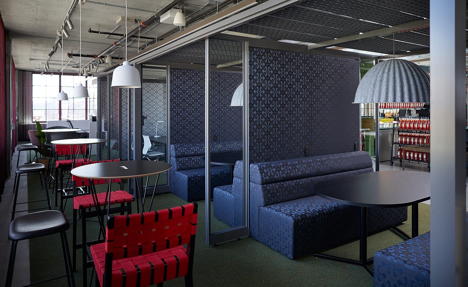 Knoll klounge 05 environmental