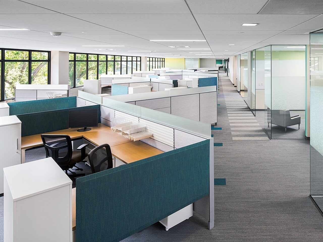 Photograph of Raley's flexible Herman Miller Canvas workstations